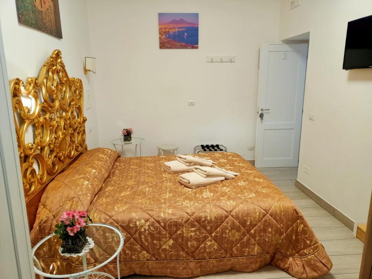 Domus San Biagio 14 Panzió Nápoly Kültér fotó