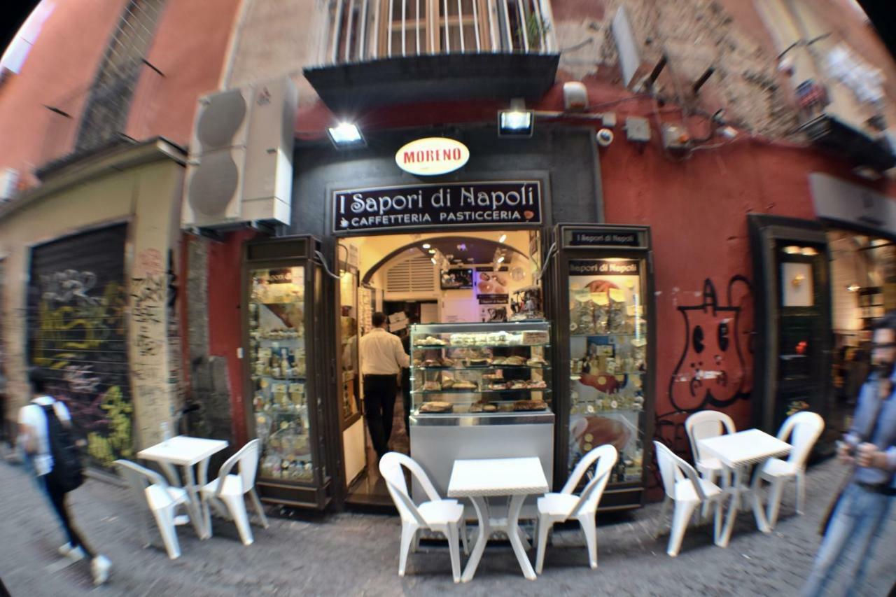 Domus San Biagio 14 Panzió Nápoly Kültér fotó