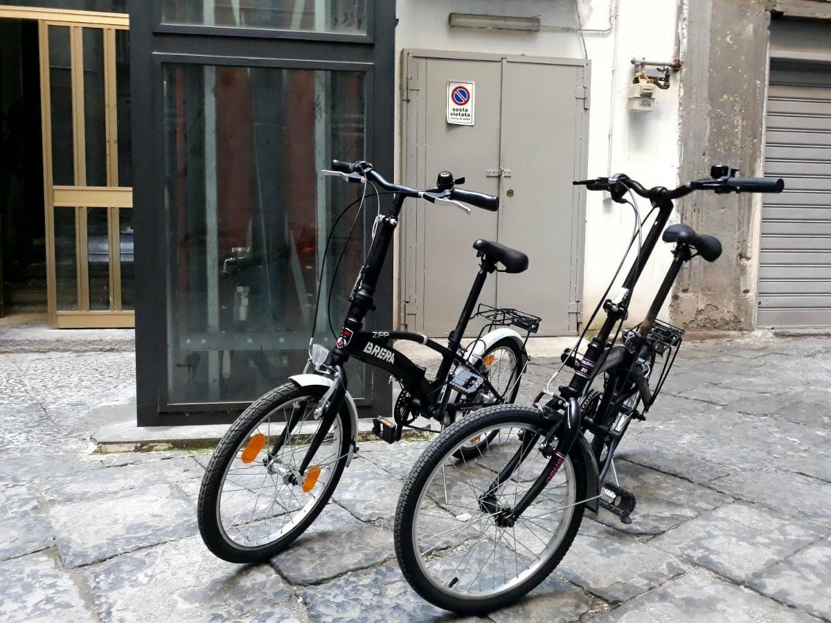 Domus San Biagio 14 Panzió Nápoly Kültér fotó